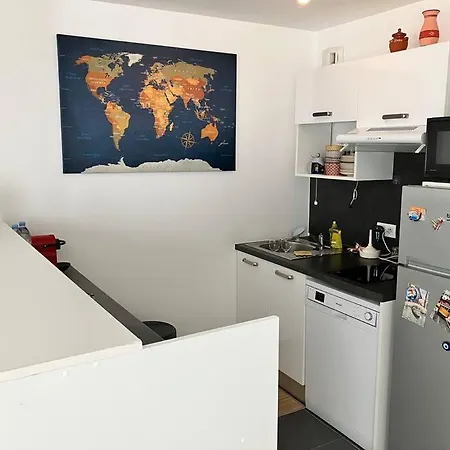 Superbe A 5 Minutes Du Metro Apartment